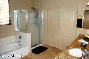 2354 E Amber Ln, Gilbert, AZ 85296 photo 48