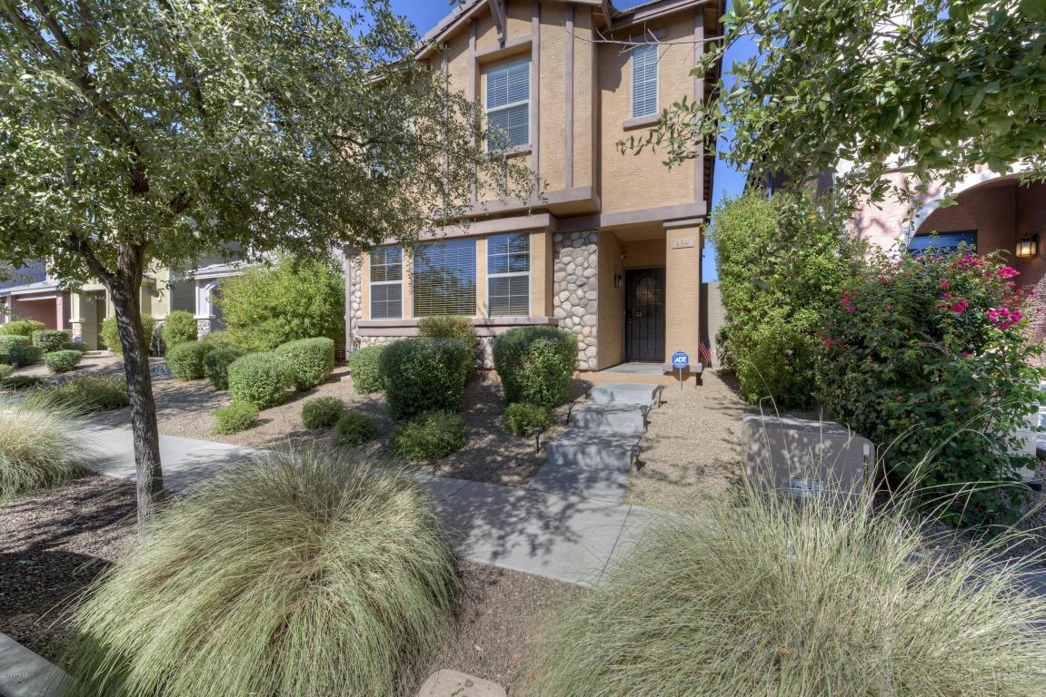 4386 E Renee Dr, Phoenix, AZ 85050 photo 2