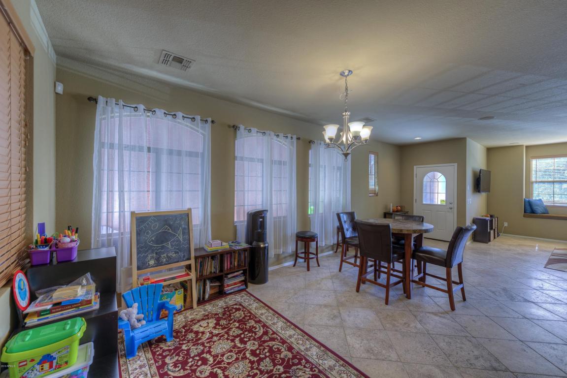 4386 E Renee Dr, Phoenix, AZ 85050 photo 4