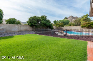 2331 E Lupine Ave, Phoenix, AZ 85028 photo 2