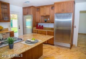 3434 E Minnezona Ave, Phoenix, AZ 85018 photo 5