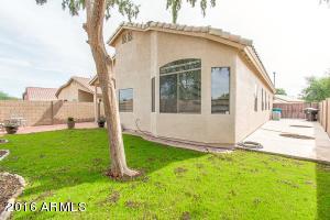 486 E Redondo Dr, Gilbert, AZ 85296 photo 4