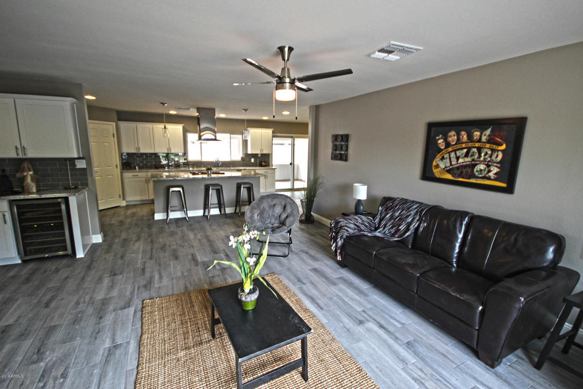 2140 El Parque Dr, Tempe, AZ 85282 photo 3