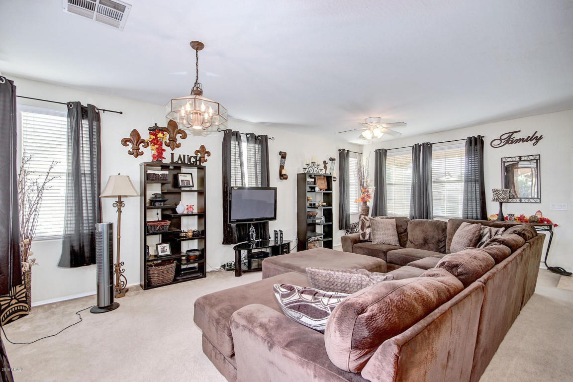 2781 S Arroyo Ln, Gilbert, AZ 85295 photo 8