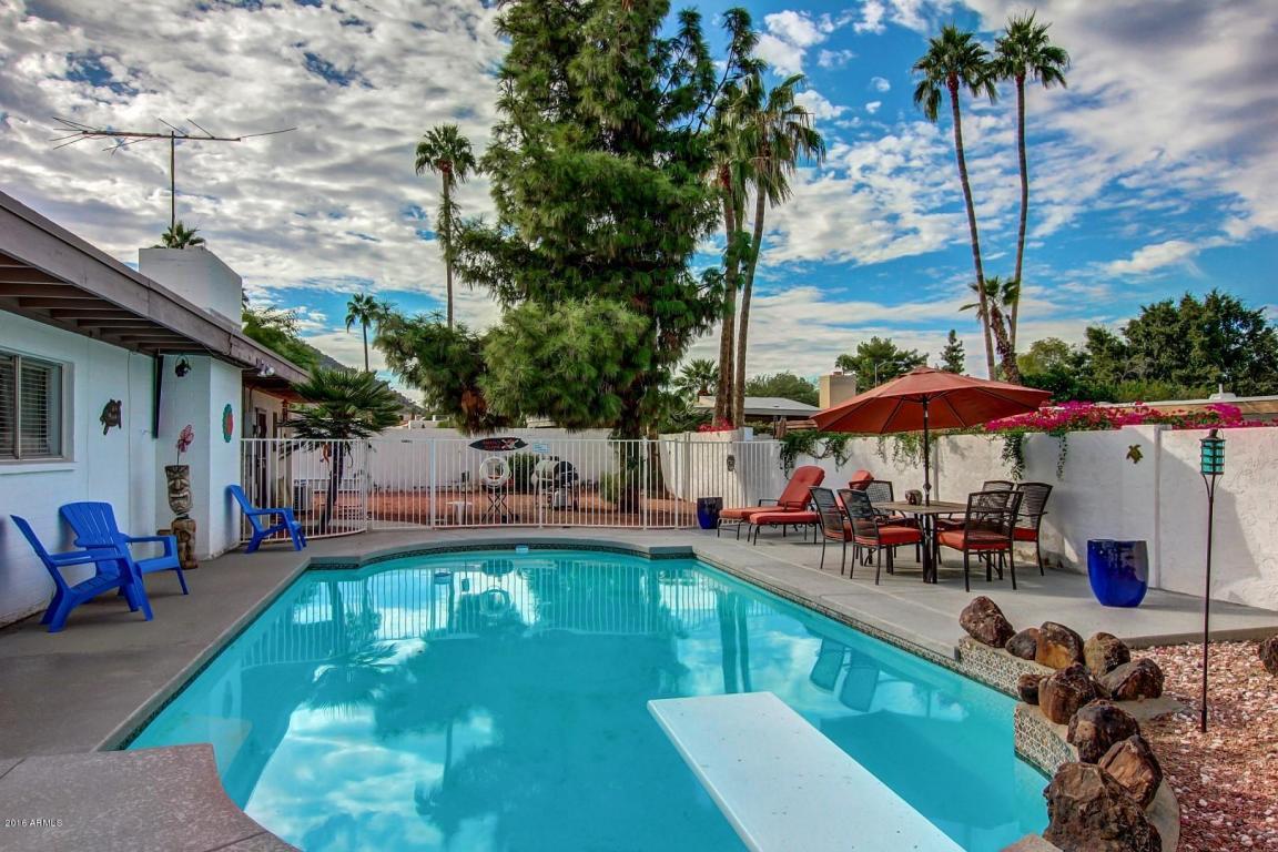 2546 E Yucca St, Phoenix, AZ 85028 photo 2