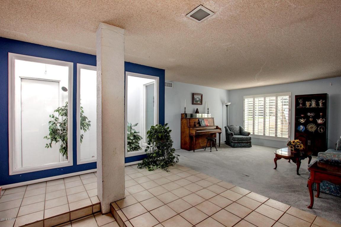 2546 E Yucca St, Phoenix, AZ 85028 photo 12