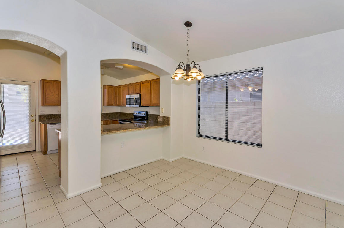 3235 E Hononegh Dr, Phoenix, AZ 85050 photo 24