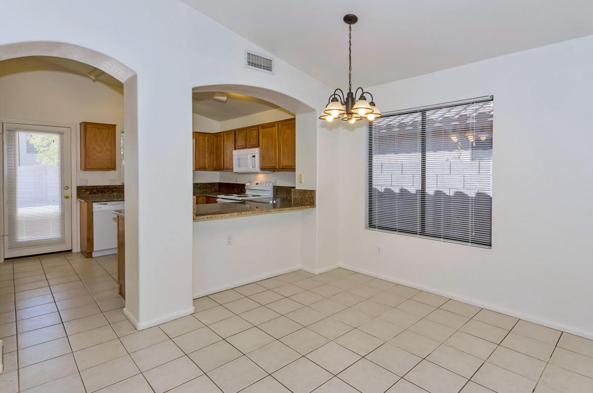 3235 E Hononegh Dr, Phoenix, AZ 85050 photo 19