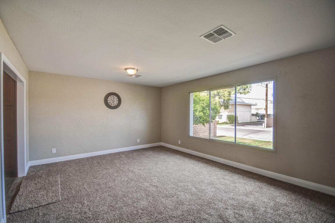 105 Ellis Dr, Tempe, AZ 85282 photo 52