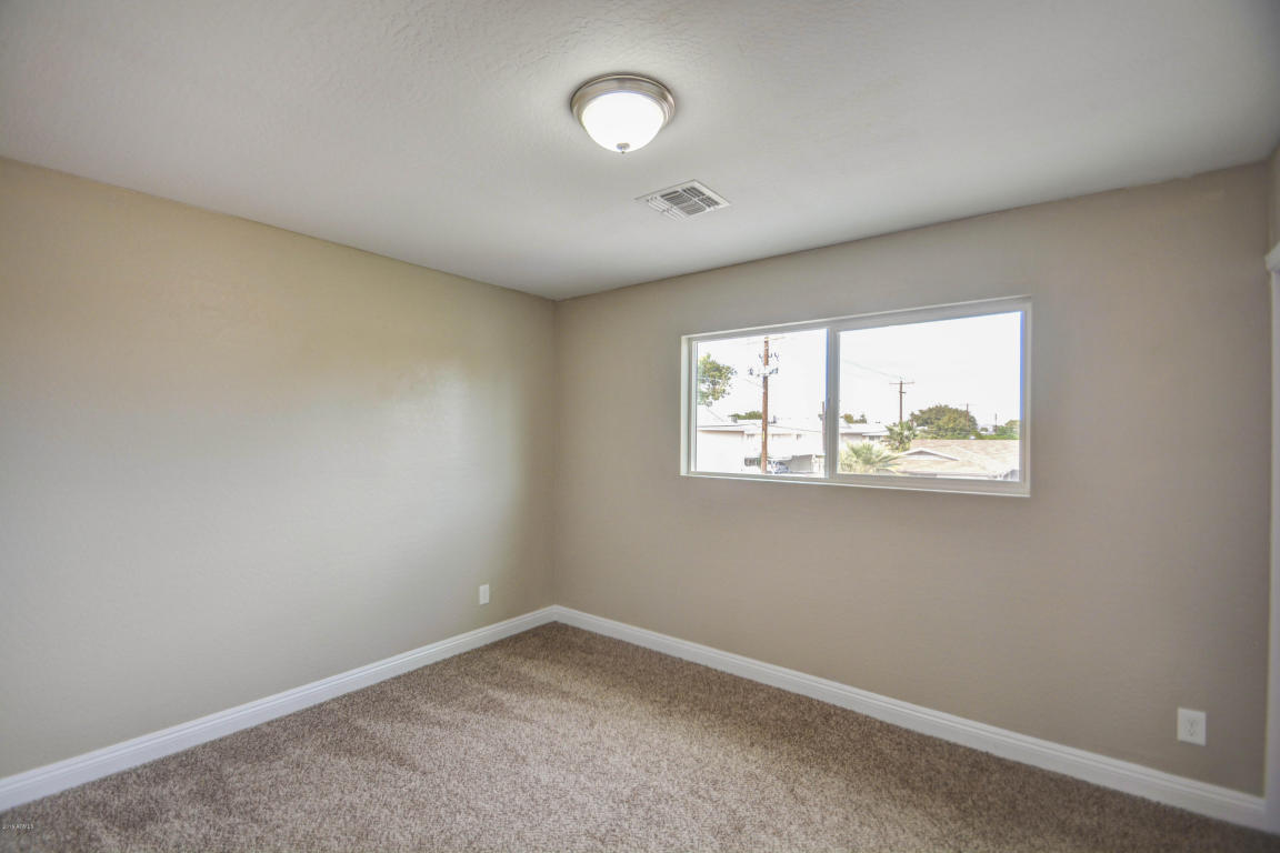 105 Ellis Dr, Tempe, AZ 85282 photo 18