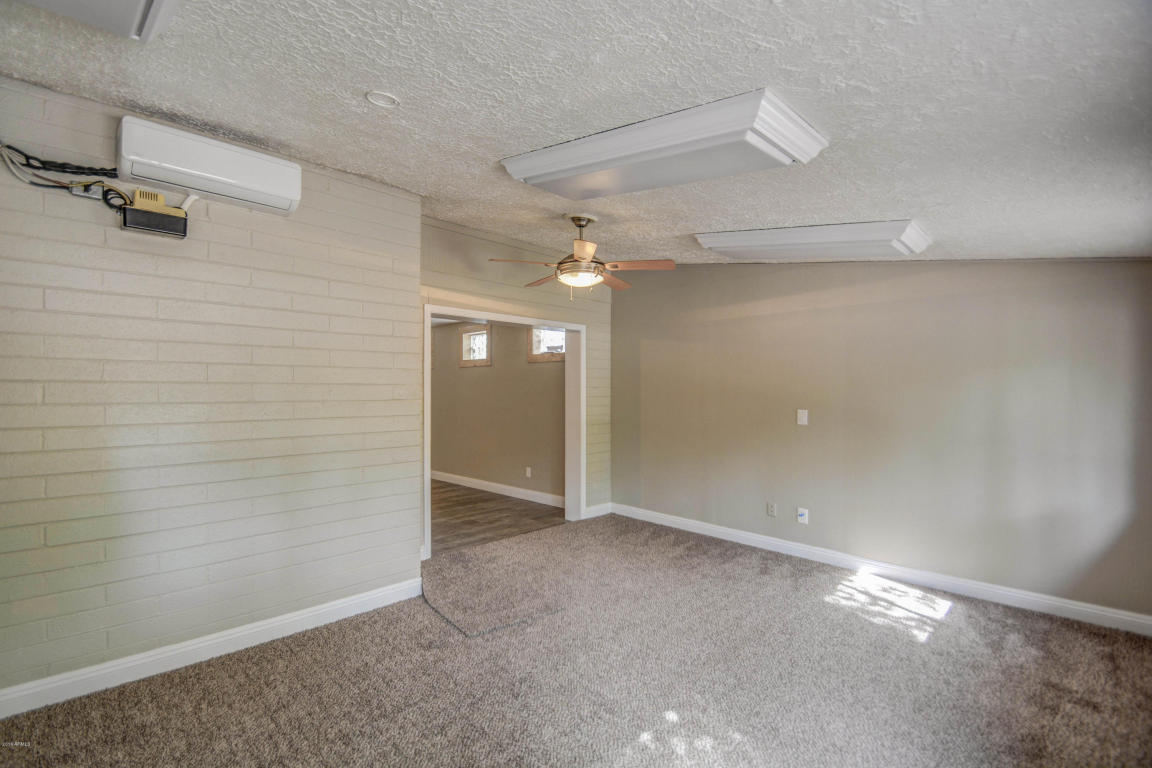 105 Ellis Dr, Tempe, AZ 85282 photo 32