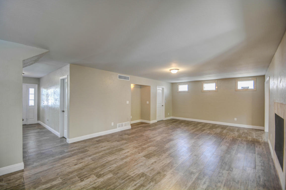 105 Ellis Dr, Tempe, AZ 85282 photo 29