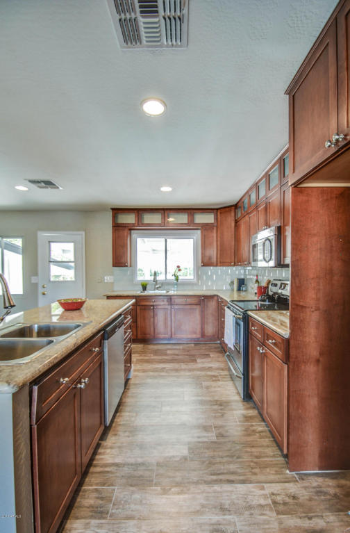 105 Ellis Dr, Tempe, AZ 85282 photo 42