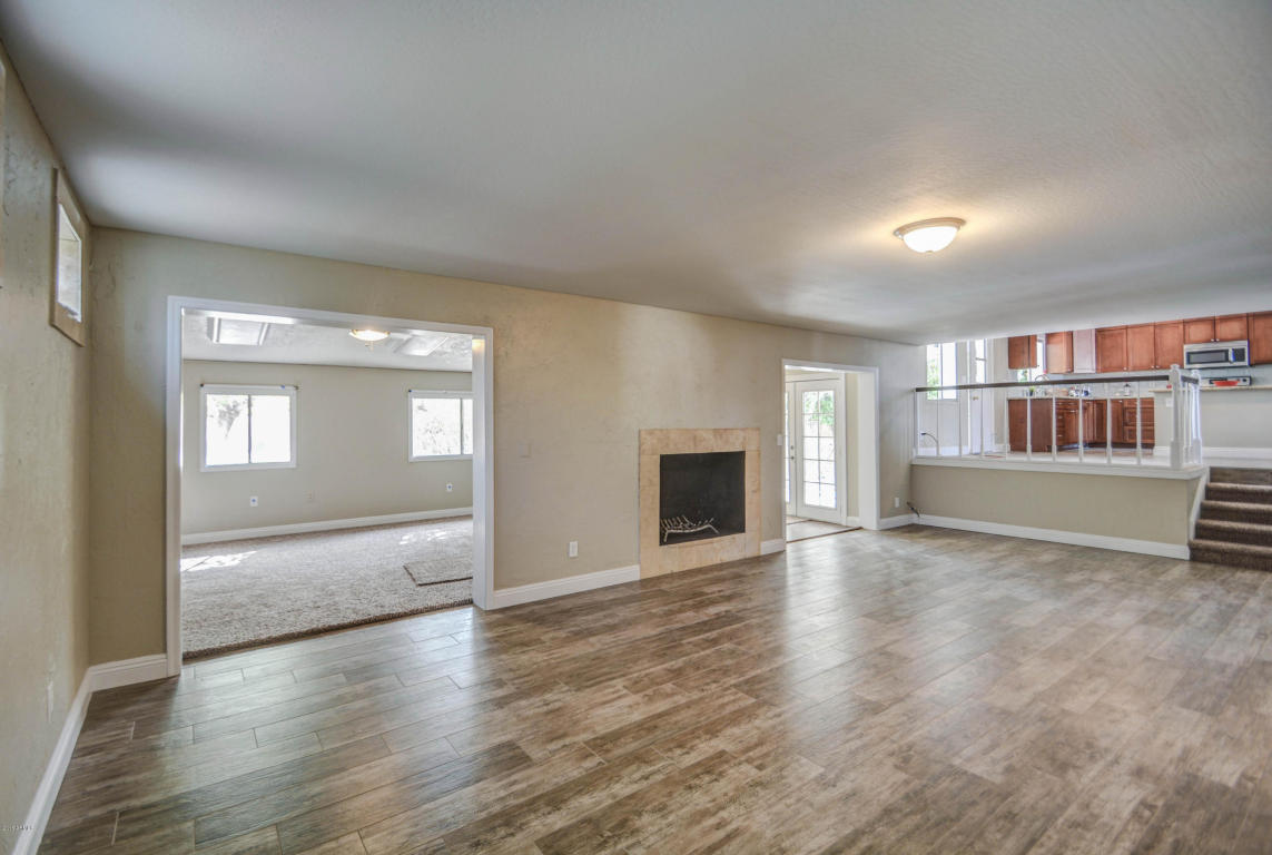 105 Ellis Dr, Tempe, AZ 85282 photo 27