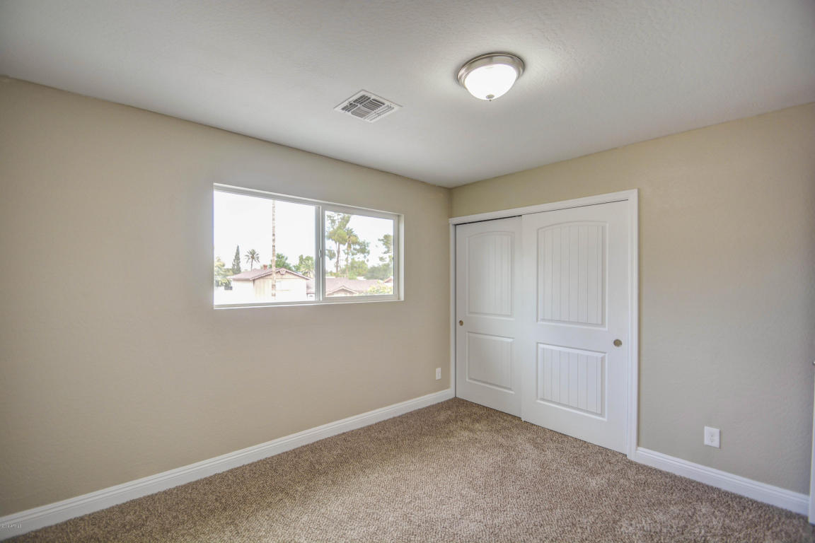 105 Ellis Dr, Tempe, AZ 85282 photo 19