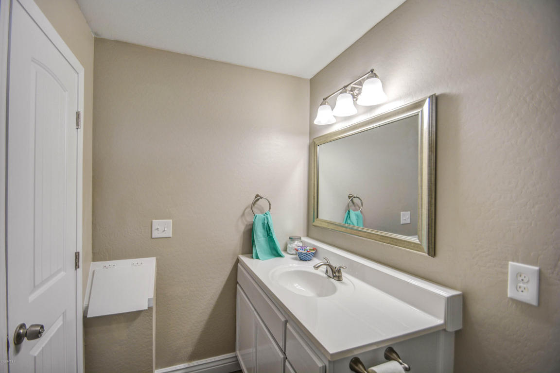 105 Ellis Dr, Tempe, AZ 85282 photo 55