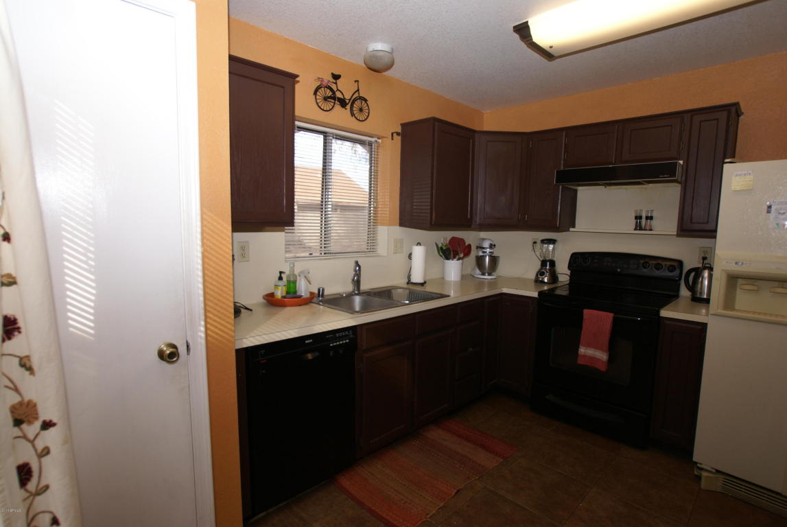 10102 W Windsor Blvd, Glendale, AZ 85307 photo 3