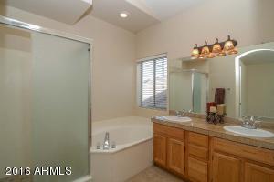 1917 E Aire Libre Ave, Phoenix, AZ 85022 photo 5