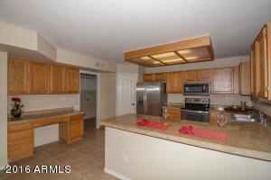 1917 E Aire Libre Ave, Phoenix, AZ 85022 photo 2