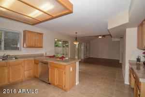 1917 E Aire Libre Ave, Phoenix, AZ 85022 photo 15