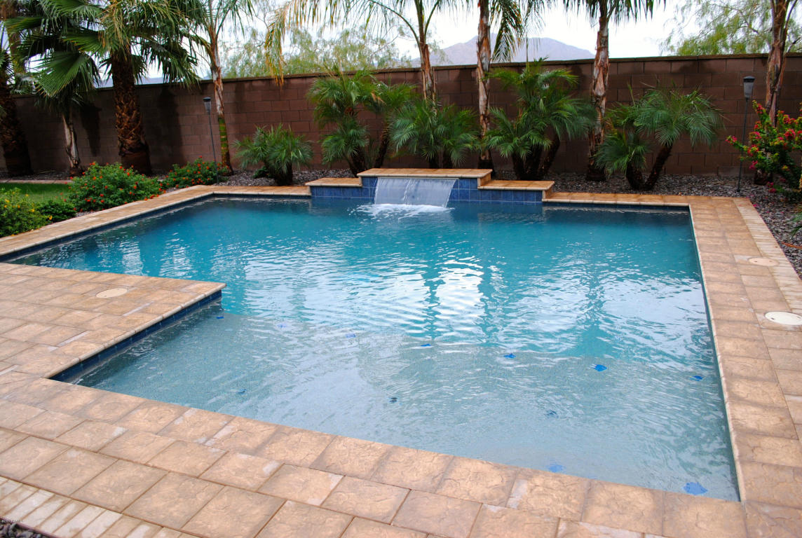 2737 E Blue Spruce Ln, Gilbert, AZ 85298 photo 2