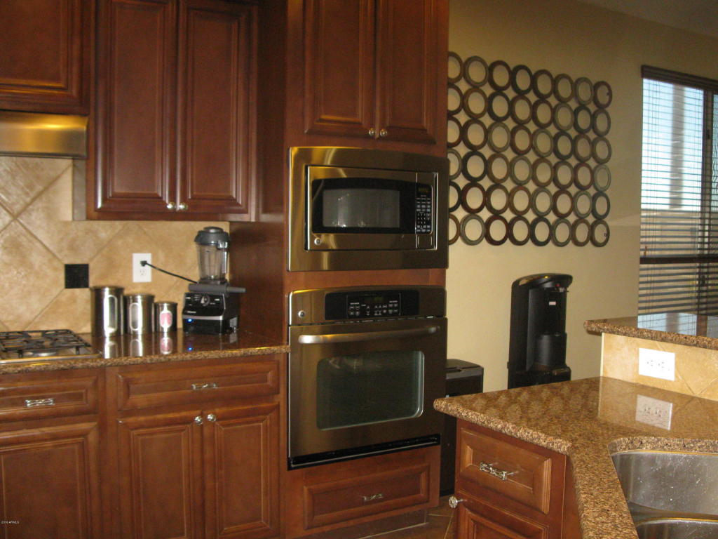 2737 E Blue Spruce Ln, Gilbert, AZ 85298 photo 14