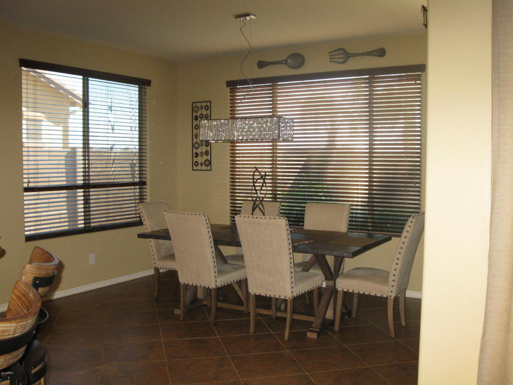 2737 E Blue Spruce Ln, Gilbert, AZ 85298 photo 10