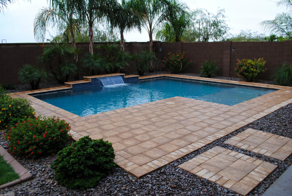 2737 E Blue Spruce Ln, Gilbert, AZ 85298 photo 3