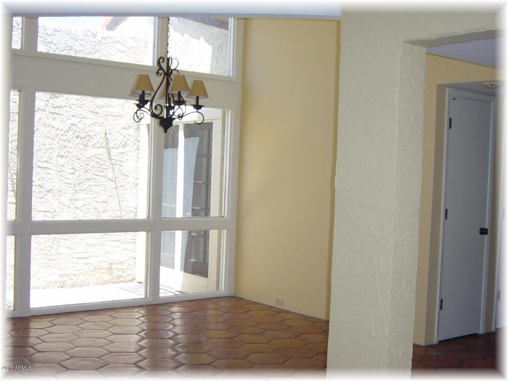 1926 E Winter Dr, Phoenix, AZ 85020 photo 3