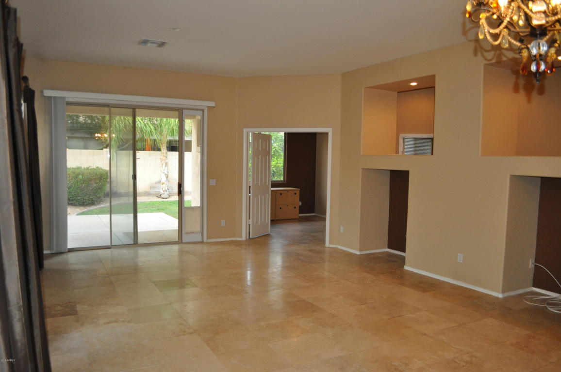 474 E Louis Way, Tempe, AZ 85284 photo 2
