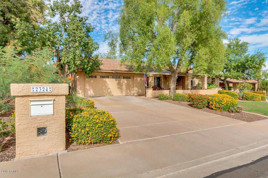 2324 E Desert Cove Ave, Phoenix, AZ 85028 photo 3