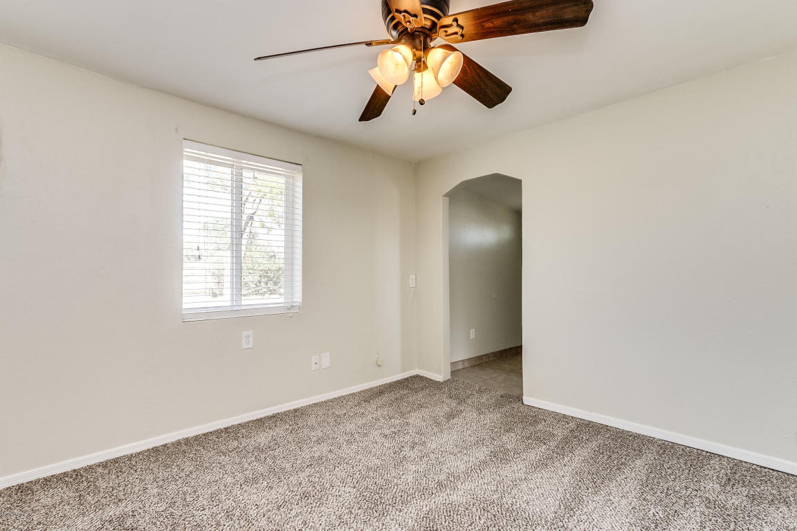 507 E Clanton Ave, Buckeye, AZ 85326 photo 7