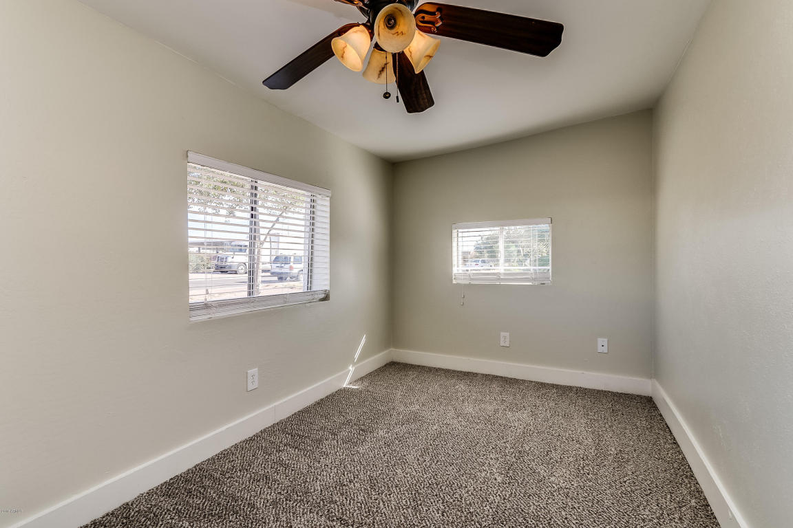 507 E Clanton Ave, Buckeye, AZ 85326 photo 3