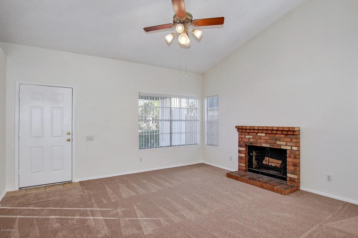 1101 W Behrend Dr, Phoenix, AZ 85027 photo 2