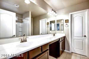 874 S Utilis Dr, Gilbert, AZ 85296 photo 19
