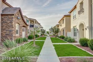 874 S Utilis Dr, Gilbert, AZ 85296 photo 3
