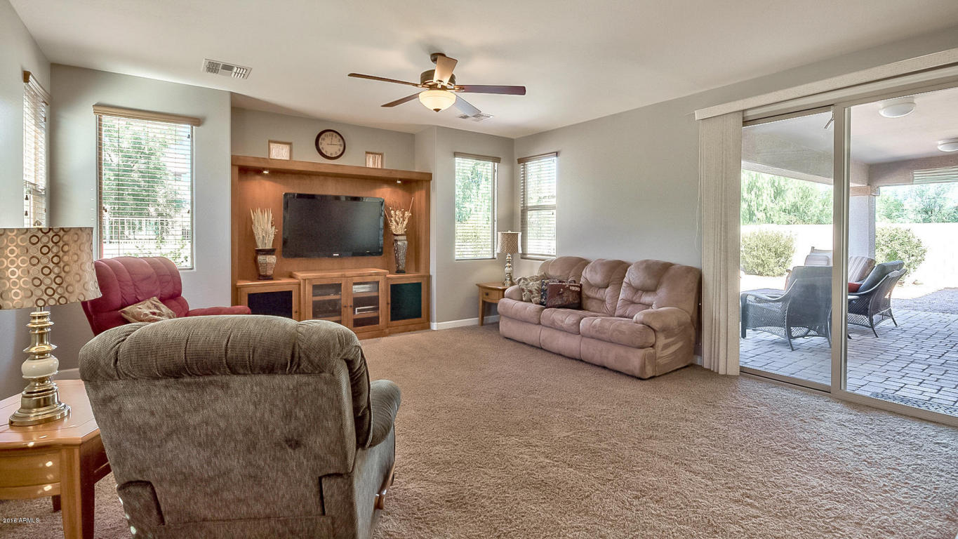 1064 E Periwinkle Way, Gilbert, AZ 85297 photo 20