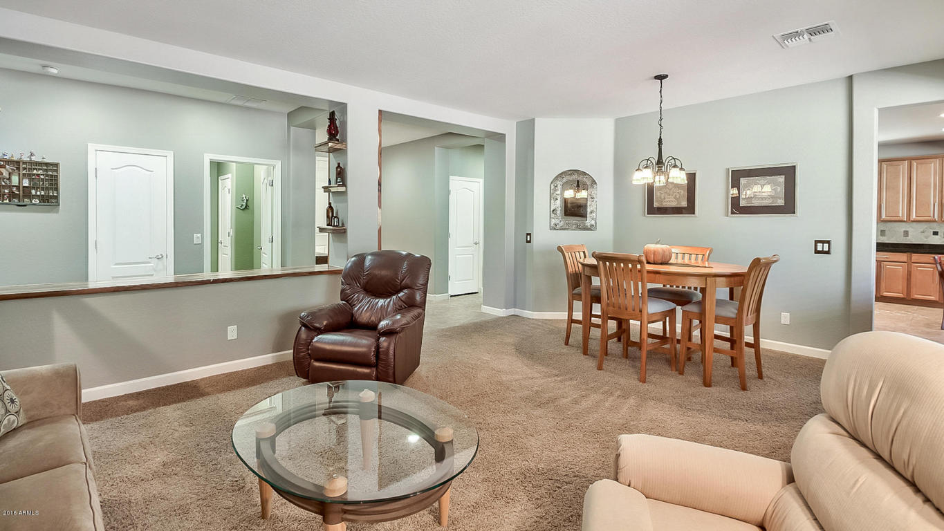 1064 E Periwinkle Way, Gilbert, AZ 85297 photo 13