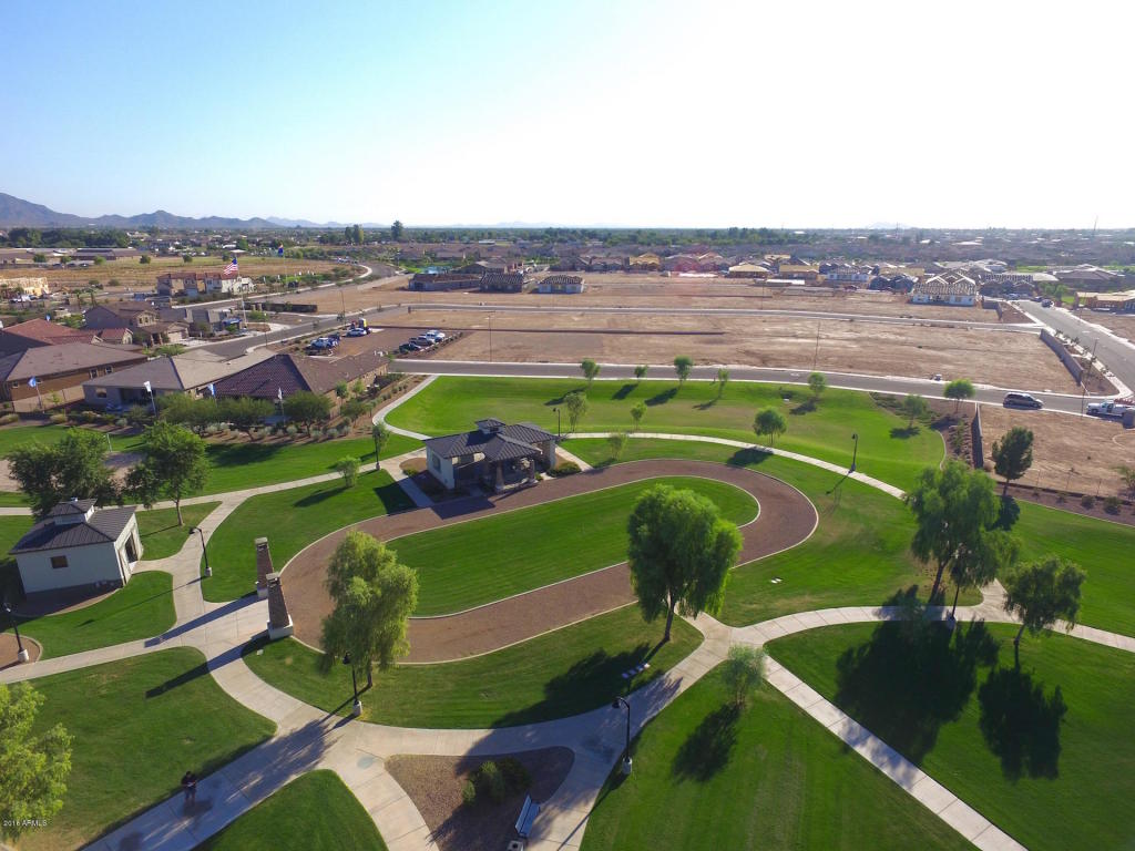 1064 E Periwinkle Way, Gilbert, AZ 85297 photo 37