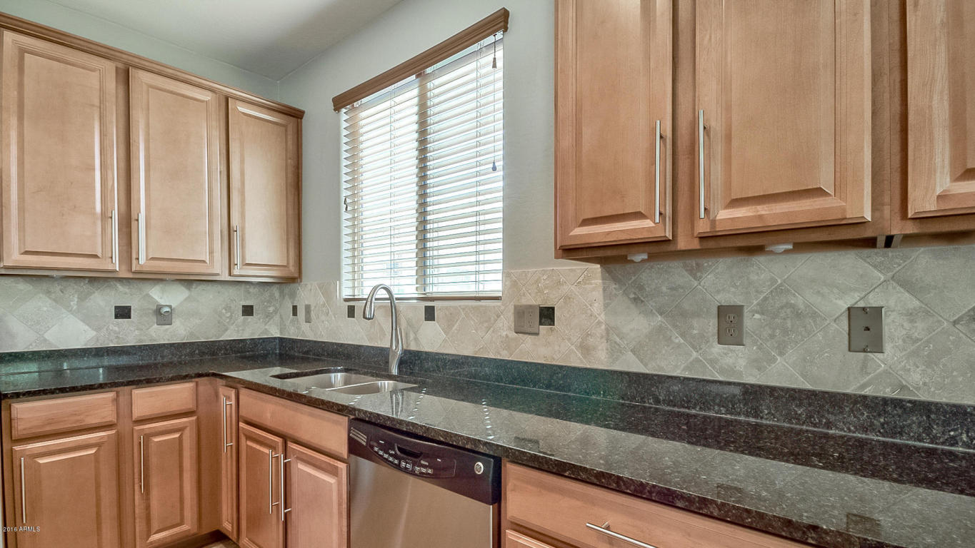 1064 E Periwinkle Way, Gilbert, AZ 85297 photo 17