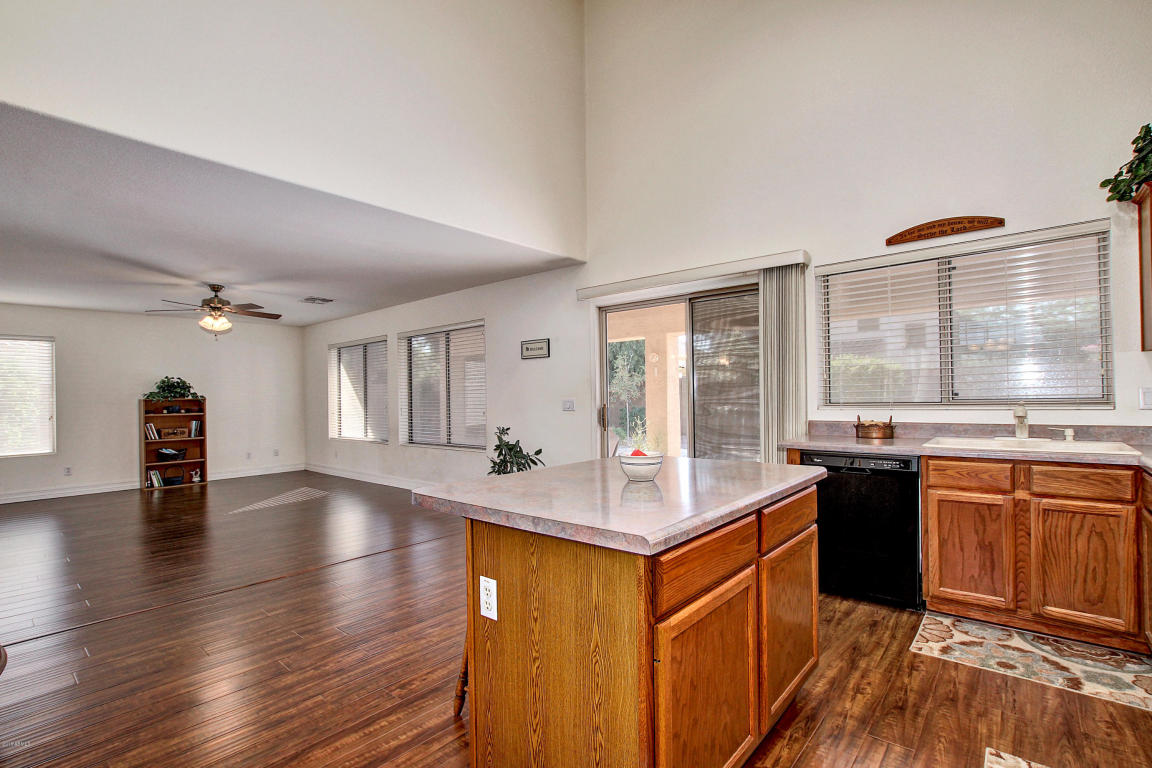 893 W Park Ave, Gilbert, AZ 85233 photo 13