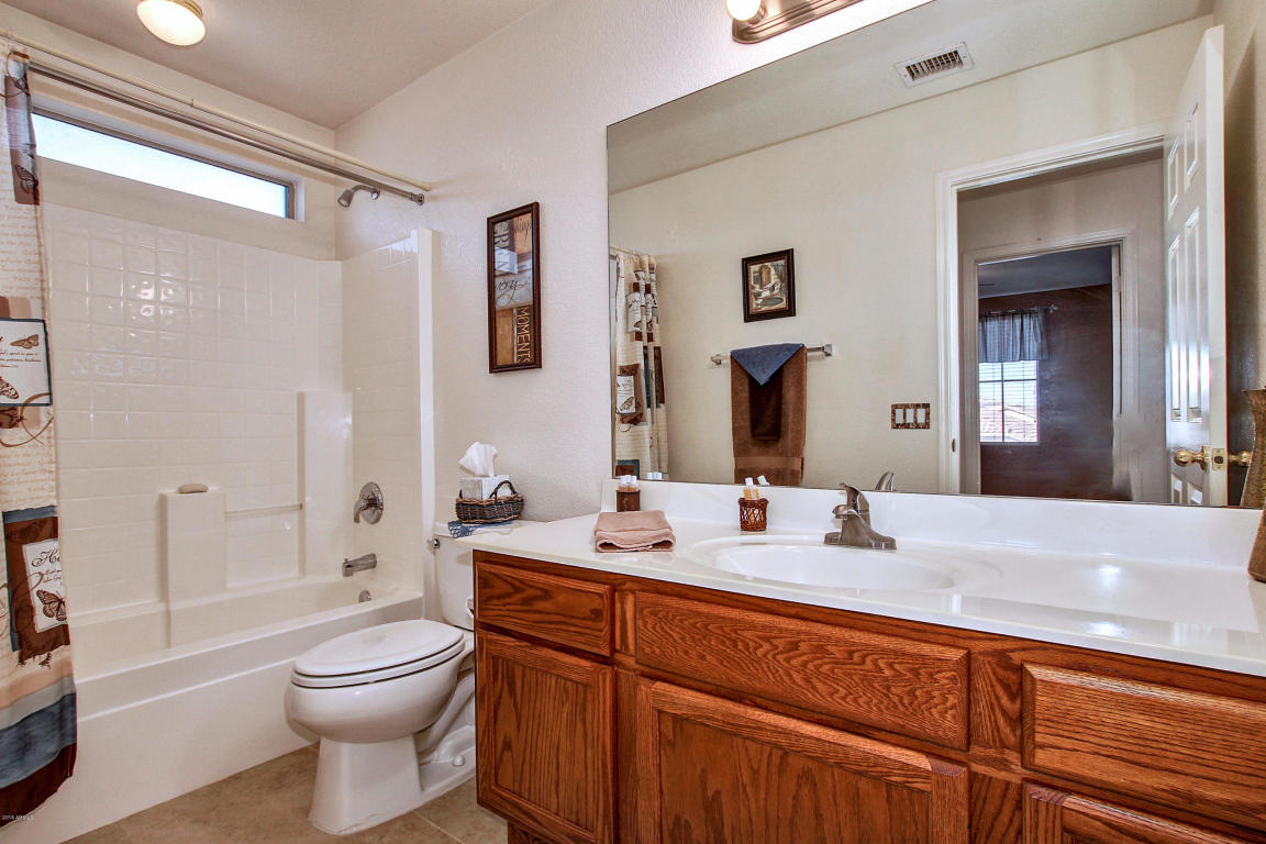 893 W Park Ave, Gilbert, AZ 85233 photo 22