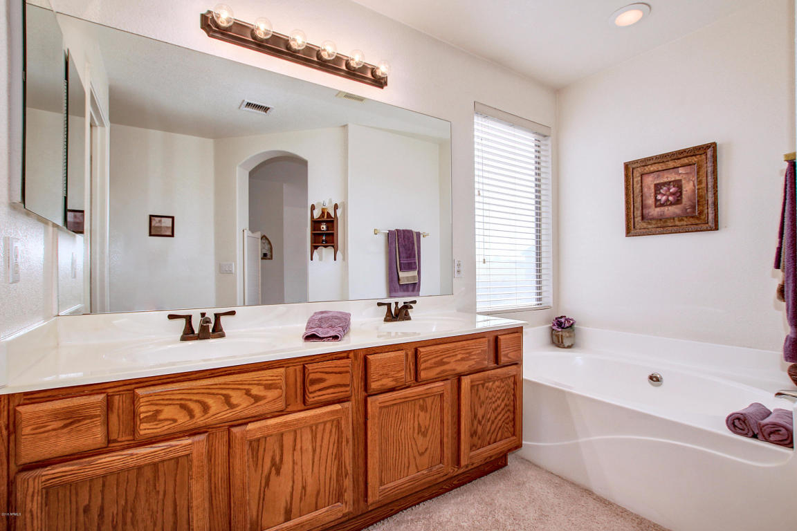 893 W Park Ave, Gilbert, AZ 85233 photo 28