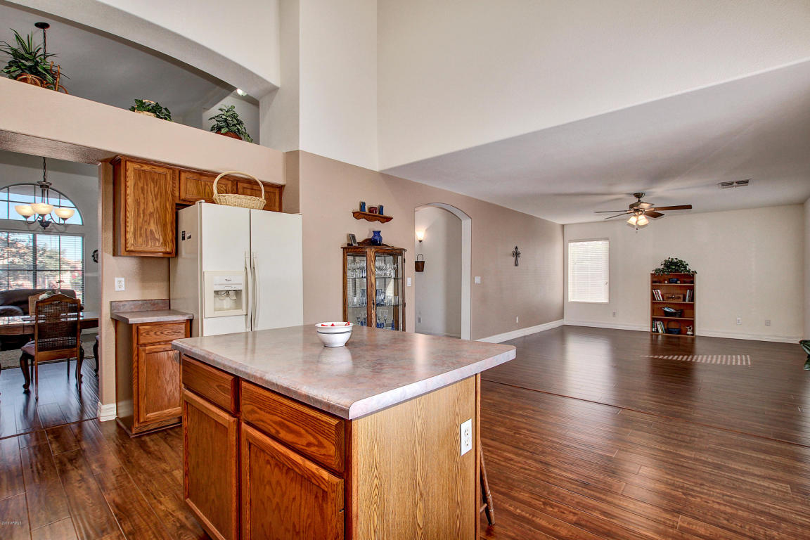 893 W Park Ave, Gilbert, AZ 85233 photo 14