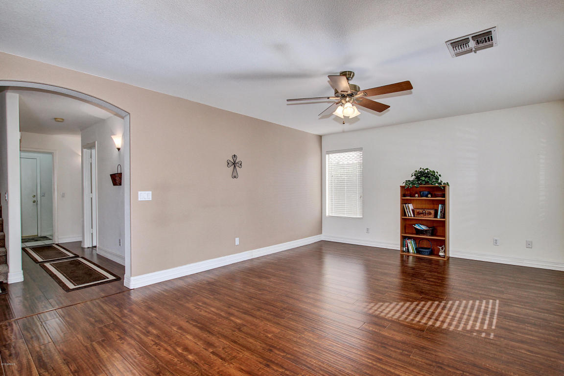 893 W Park Ave, Gilbert, AZ 85233 photo 9