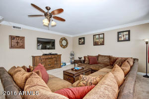 669 E Betsy Ln, Gilbert, AZ 85296 photo 13