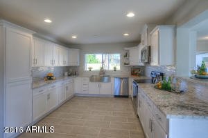 3044 E Corrine Dr, Phoenix, AZ 85032 photo 4