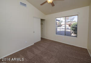 1823 E Saint Catherine Ave, Phoenix, AZ 85042 photo 13