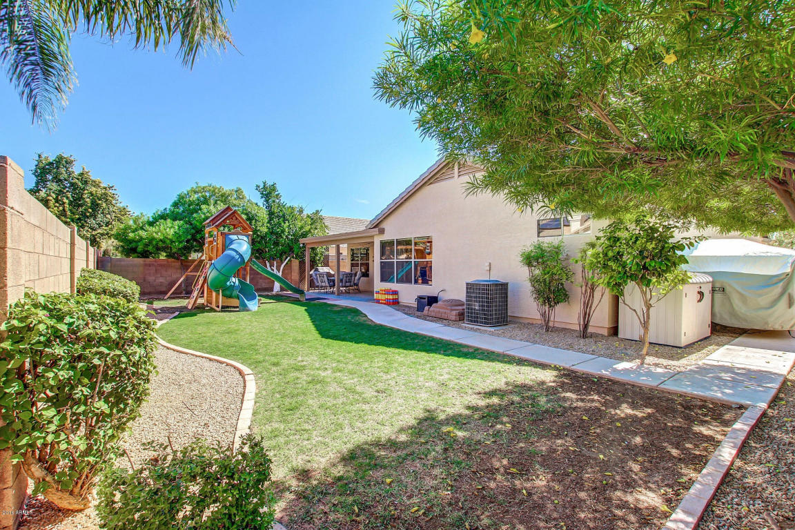 2052 E Smoke Tree Rd, Gilbert, AZ 85296 photo 29
