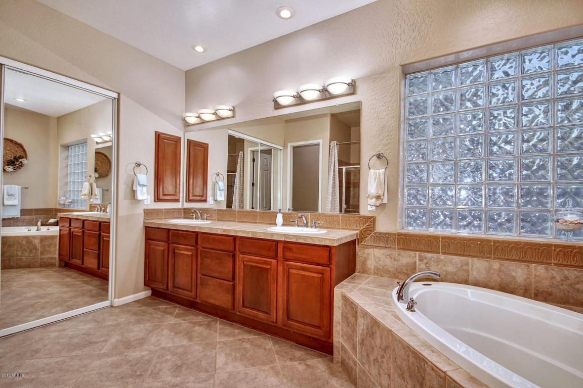 1226 E Oxford Ln, Gilbert, AZ 85295 photo 37